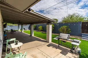 10835 N 114th Dr, Youngtown, AZ 85363 - Photo 20