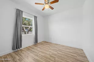 917 W Mission Dr, Chandler, AZ 85225 - Photo 22