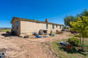 2575 W Annie Rd, Paulden, AZ 86334 - Photo 26