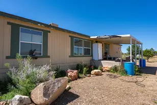 2575 W Annie Rd, Paulden, AZ 86334 - Photo 8