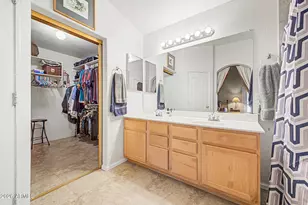2070 E Fairview St, Chandler, AZ 85225 - Photo 22