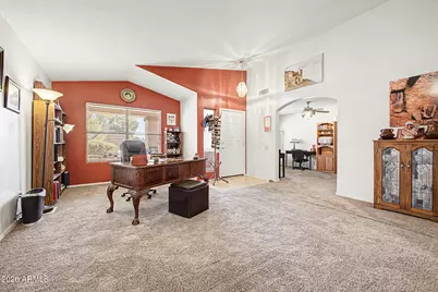 2070 E Fairview Street, Chandler, AZ 85225 - Photo 8