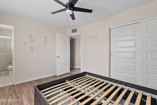 449 E Continental Dr, Tempe, AZ 85288 - Photo 16