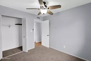 12036 N 41st Dr, Phoenix, AZ 85029 - Photo 14