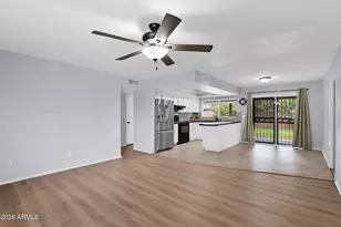 12036 N 41st Dr, Phoenix, AZ 85029 - Photo 4