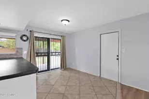 12036 N 41st Dr, Phoenix, AZ 85029 - Photo 10