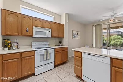 16236 W Scarlet Canyon Drive, Surprise, AZ 85374 - Photo 6