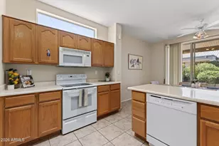 16236 W Scarlet Canyon Dr, Surprise, AZ 85374 - Photo 6