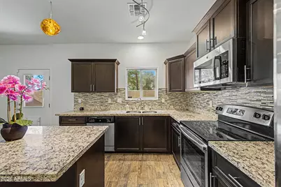 3345 E Pinchot Avenue #12, Phoenix, AZ 85018 - Photo 12