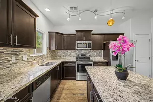 3345 E Pinchot Ave, Phoenix, AZ 85018 - Photo 12