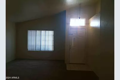 5274 W Geronimo Street, Chandler, AZ 85226 - Photo 2