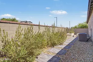 14552 W Voltaire St, Surprise, AZ 85379 - Photo 46