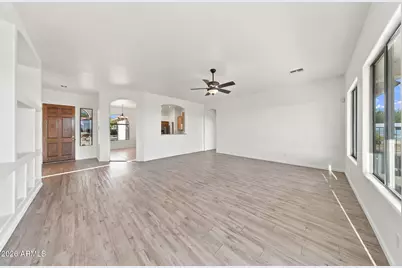 9823 E Greenway Street, Mesa, AZ 85207 - Photo 10