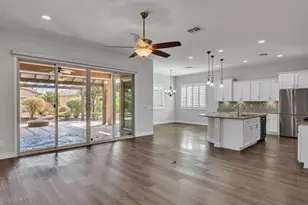 19731 North Bridge Ct, Maricopa, AZ 85138 - Photo 8