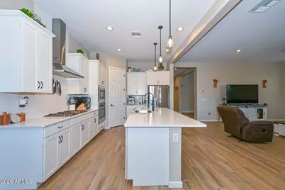 17633 W Running Deer Trail, Surprise, AZ 85387 - Photo 6