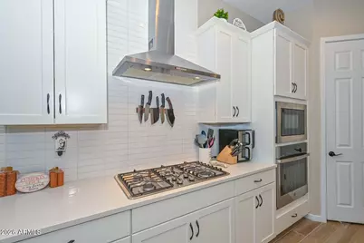 17633 W Running Deer Trail, Surprise, AZ 85387 - Photo 8