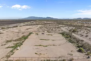 39050 Dobbins Ln, Salome, AZ 85348 - Photo 6
