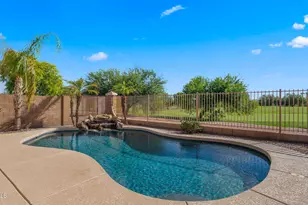 3605 E Meadowview Dr, Gilbert, AZ 85298 - Photo 16