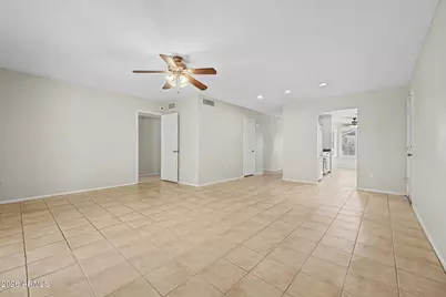 130 E Campo Bello Drive, Phoenix, AZ 85022 - Photo 4