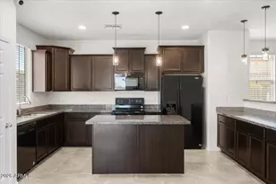 11795 W Davis Ln, Avondale, AZ 85323 - Photo 10