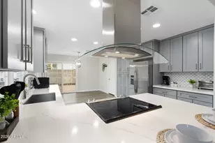 2331 E Sunnyside Dr, Phoenix, AZ 85028 - Photo 4