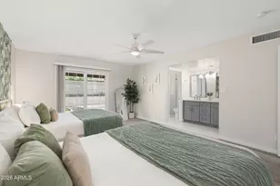 2331 E Sunnyside Dr, Phoenix, AZ 85028 - Photo 20