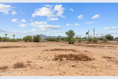 970 W Roosevelt Street #2, Apache Junction, AZ 85119 - Photo 14