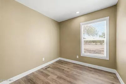29279 N Brenner Pass Road, San Tan Valley, AZ 85144 - Photo 20