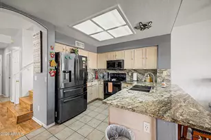 2053 N 106th Ave, Avondale, AZ 85392 - Photo 8