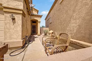 2053 N 106th Ave, Avondale, AZ 85392 - Photo 2