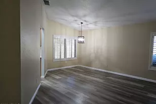 3337 W Kristal Way, Phoenix, AZ 85027 - Photo 4