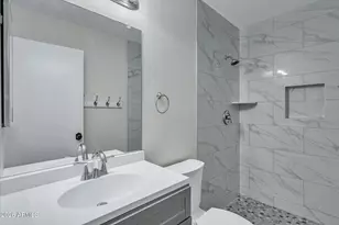 907 S Lola Ln, Tempe, AZ 85281 - Photo 16