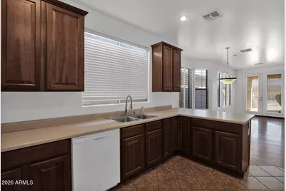 2329 W Carter Road, Phoenix, AZ 85041 - Photo 14