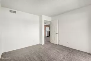 3601 W Tierra Buena Ln, Phoenix, AZ 85053 - Photo 16