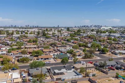 3112 N 37th Avenue, Phoenix, AZ 85019 - Photo 12