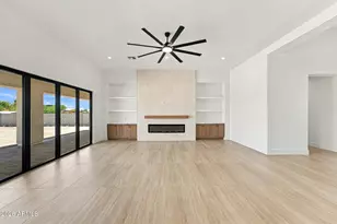 608 E Leisure Ln, Phoenix, AZ 85086 - Photo 14