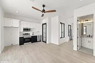 608 E Leisure Ln, Phoenix, AZ 85086 - Photo 26