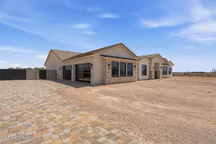 608 E Leisure Ln, Phoenix, AZ 85086 - Photo 4