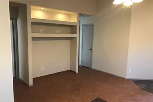 3045 W Covey Ln, Phoenix, AZ 85027 - Photo 4