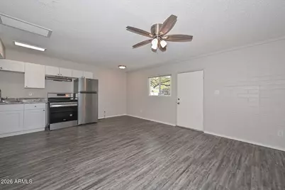 730 E Siesta Drive #1, Phoenix, AZ 85042 - Photo 2