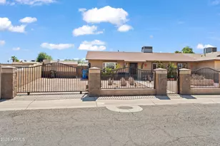 4713 E La Salle St, Phoenix, AZ 85040 - Photo 2