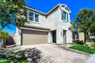 986 W Angel Dr, Chandler, AZ 85248 - Photo 2