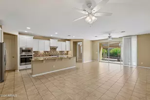 18831 W Christy Dr, Surprise, AZ 85388 - Photo 8