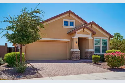 18831 W Christy Drive, Surprise, AZ 85388 - Photo 2