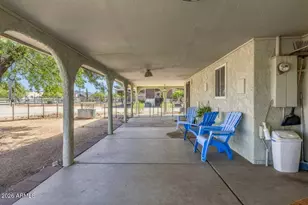 35929 N 7th St, Phoenix, AZ 85086 - Photo 2