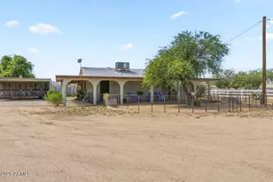 35929 N 7th St, Phoenix, AZ 85086 - Photo 1