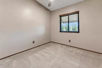 542 E Oraibi Drive, Phoenix, AZ 85024 - Photo 16