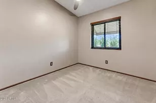 542 E Oraibi Dr, Phoenix, AZ 85024 - Photo 16