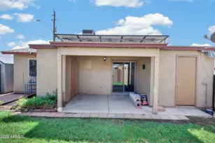 542 E Oraibi Dr, Phoenix, AZ 85024 - Photo 26