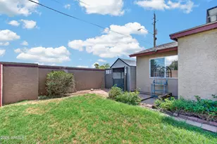 542 E Oraibi Dr, Phoenix, AZ 85024 - Photo 28